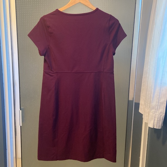 Duluth Trading Company knee length dress - Picture 2 of 3